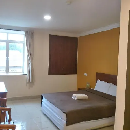 Tropicana Hotel Gemas Bagian luar foto
