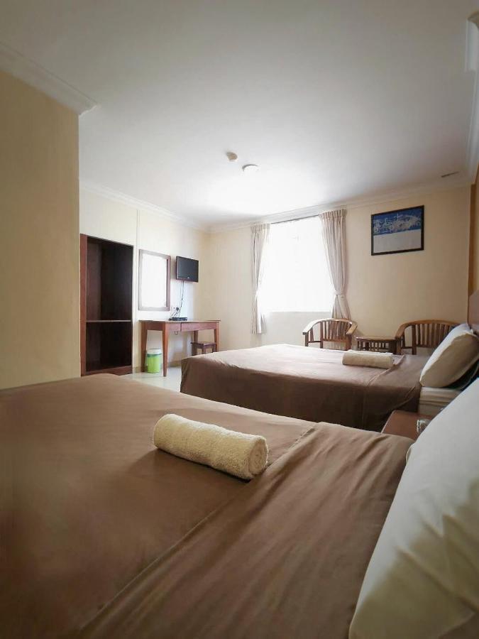 Tropicana Hotel